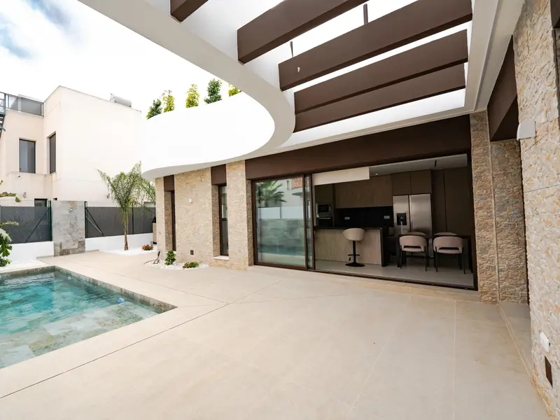 Villa mit 3 Schlafzimmern in Almoradí, Costa Blanca — Foto 2 von 27