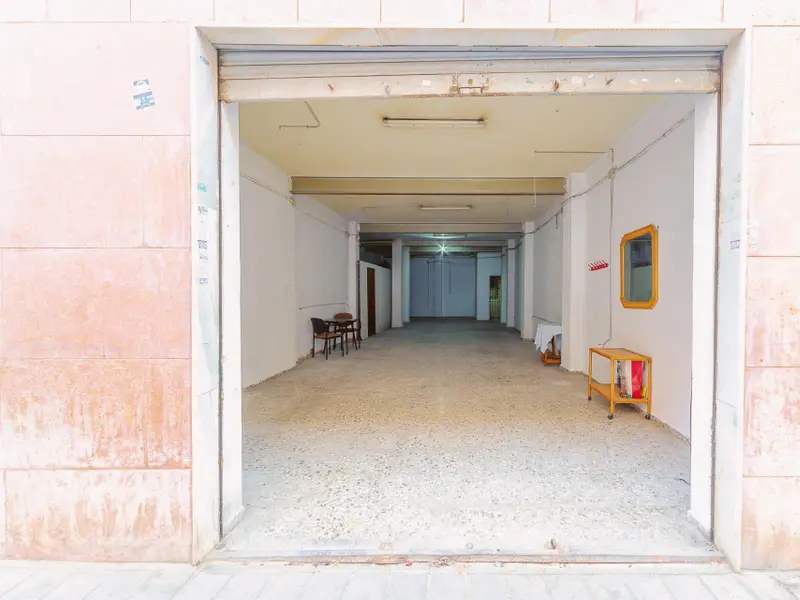 Local comercial en Elche, Costa Blanca — foto 9 de 9