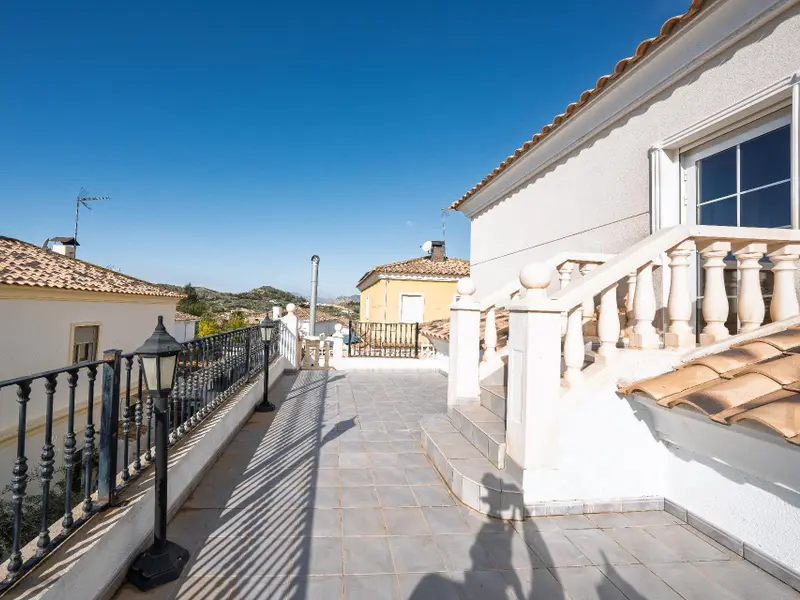 Villa de 5 dormitorios en Aspe, Costa Blanca — foto 17 de 30
