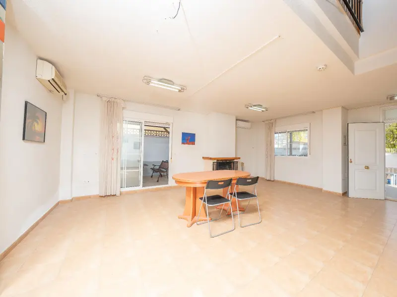 Villa de 5 dormitorios en Aspe, Costa Blanca — foto 4 de 30