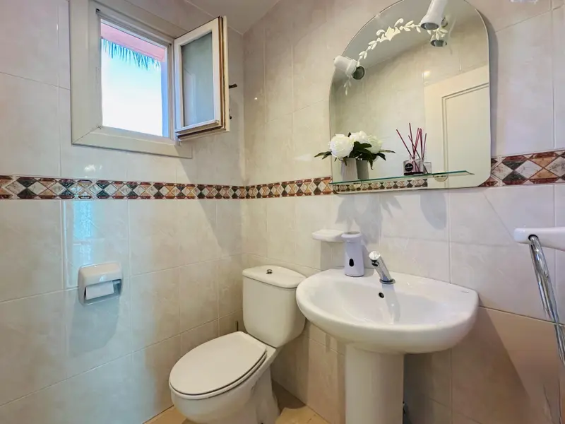 Villa de 4 dormitorios en Finestrat, Costa Blanca — foto 13 de 30