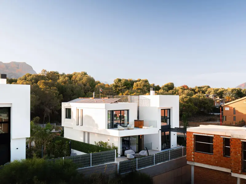 Villa de 4 dormitorios en La Nucía, Costa Blanca — foto 26 de 30