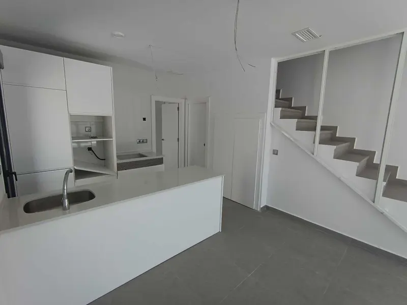 Villa de 3 dormitorios en Daya Nueva, Costa Blanca — foto 5 de 15