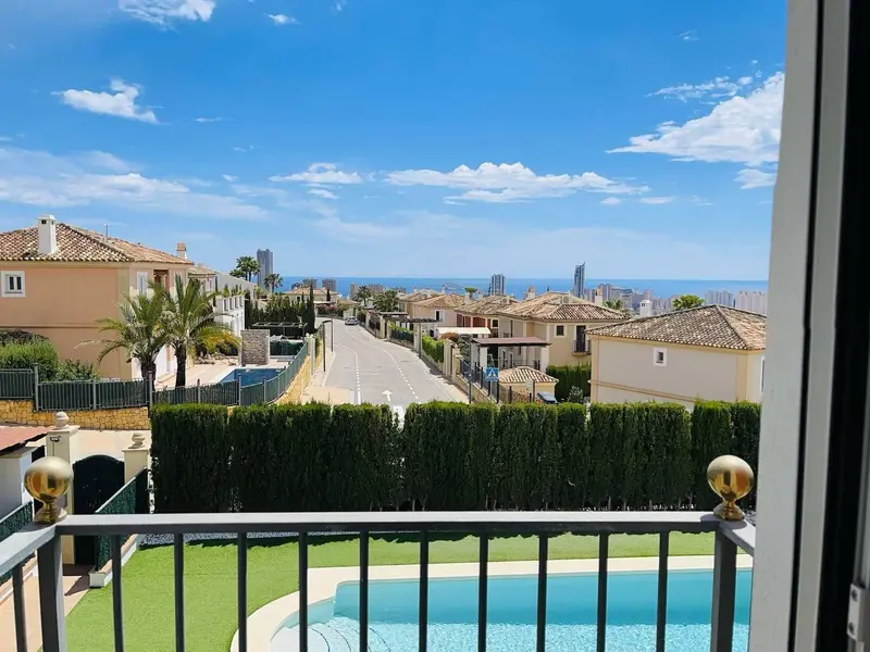 Villa de 4 dormitorios en Finestrat, Costa Blanca — foto 24 de 30