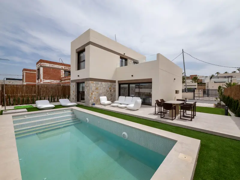 Chalet independiente en Algorfa, Costa Blanca