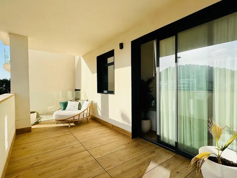Apartamento de 2 dormitorios en Villajoyosa, Costa Blanca — foto 8 de 29